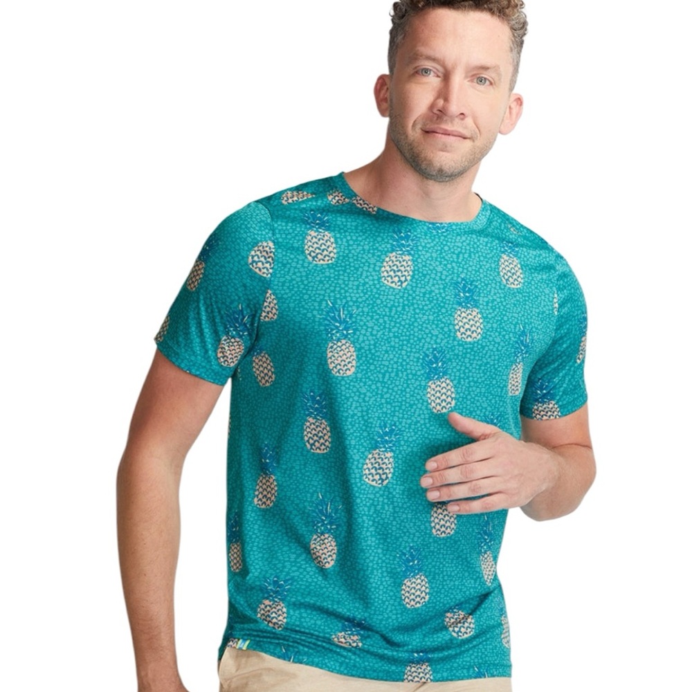 Chubbies Men’s Sz M The Green Runway Pineapple Print Tee